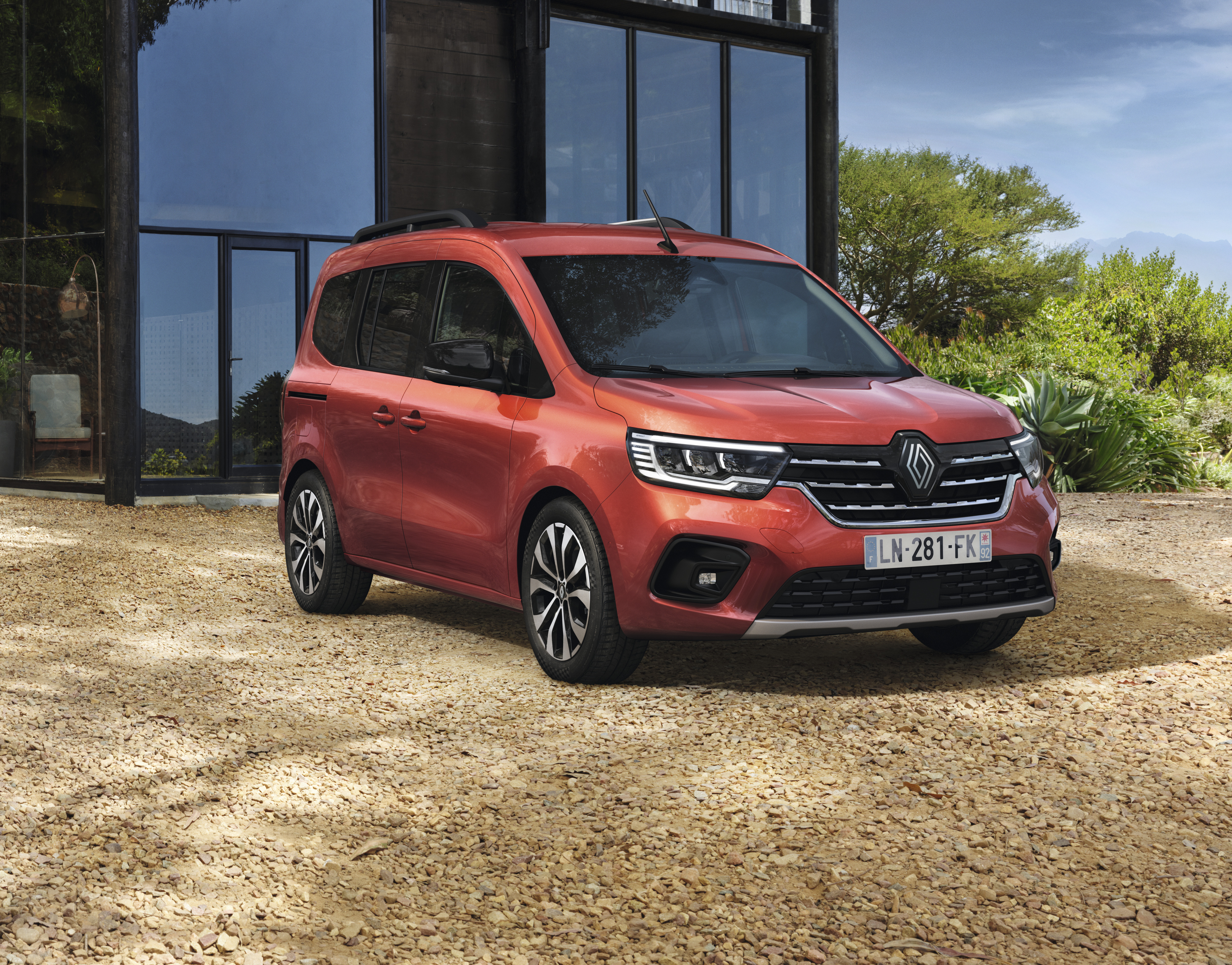 YENİ RENAULT KANGOO MULTIX SATIŞTA