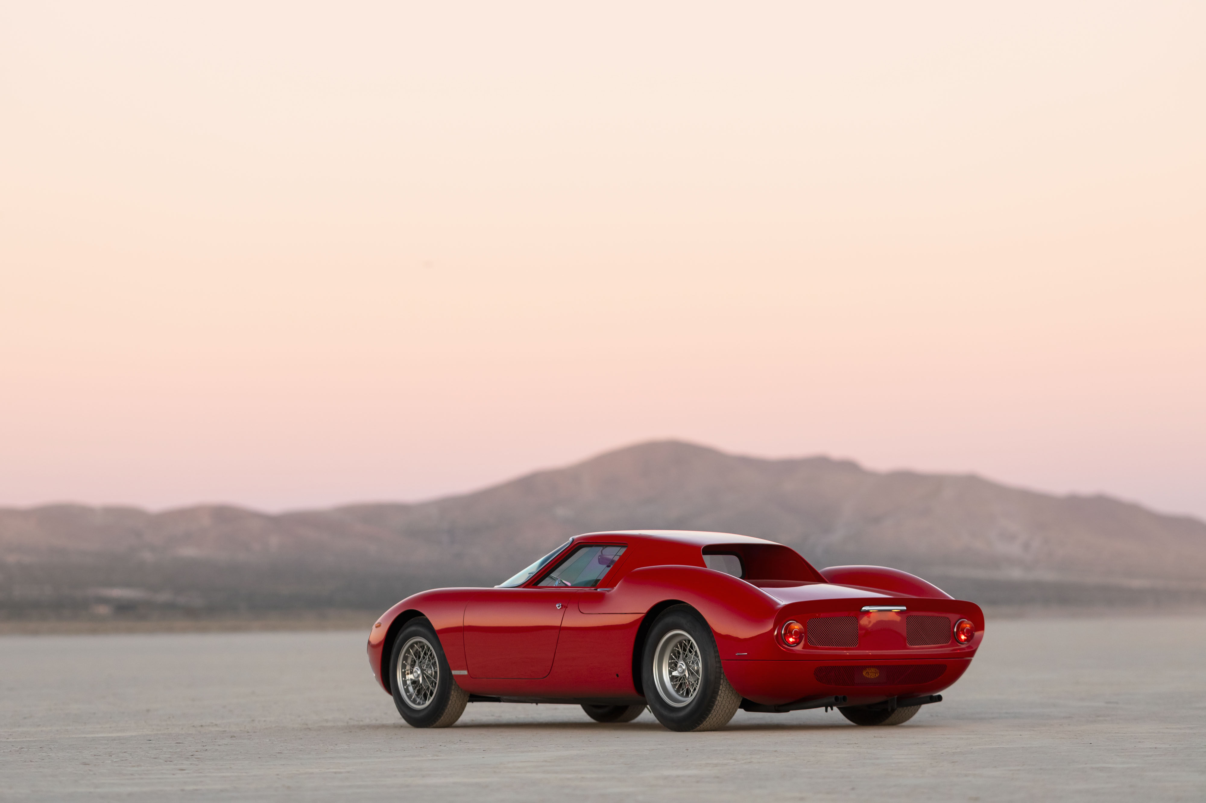 1964 FERRARI 250 LM THE PENINSULA CLASSICS BEST OF BEST ÖDÜLÜNÜN SAHİBİ OLDU