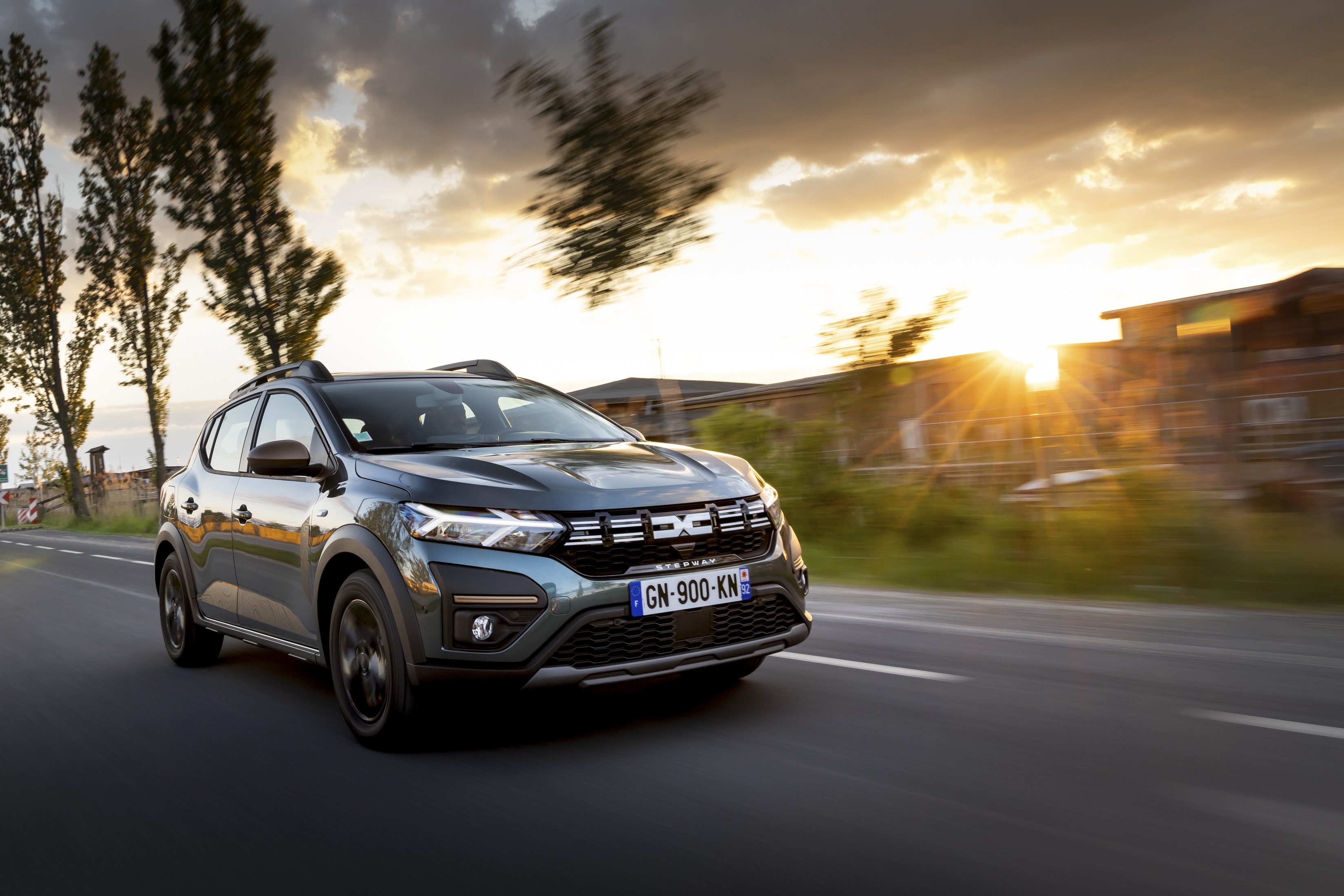 DACIA SANDERO STEPWAY B-SUV SEGMENTİNDE ZİRVEDE! 