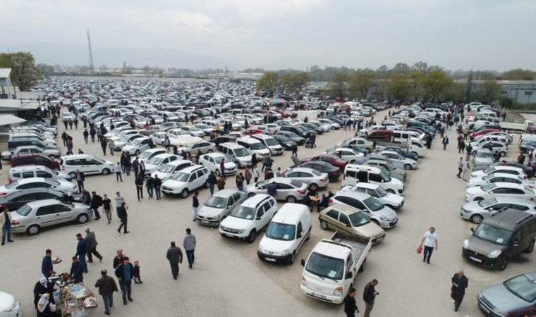 İkinci el oto pazarında durgunluk sürüyor