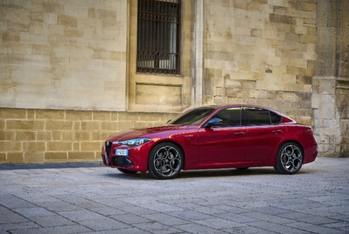Alfa Romeo'ya “En İyi Otomobiller” Yarışması’nda üç kategoride ödül