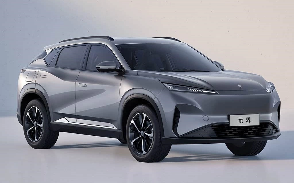 Stellantis ve Çinli ortağından yeni elektrikli SUV: Hedmos 06