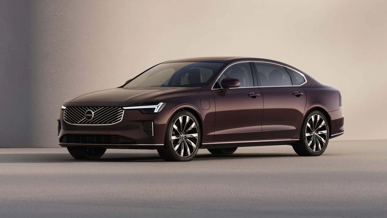 Yeni Volvo S90 tanıtıldı: İşte tasarımı ve özellikleri