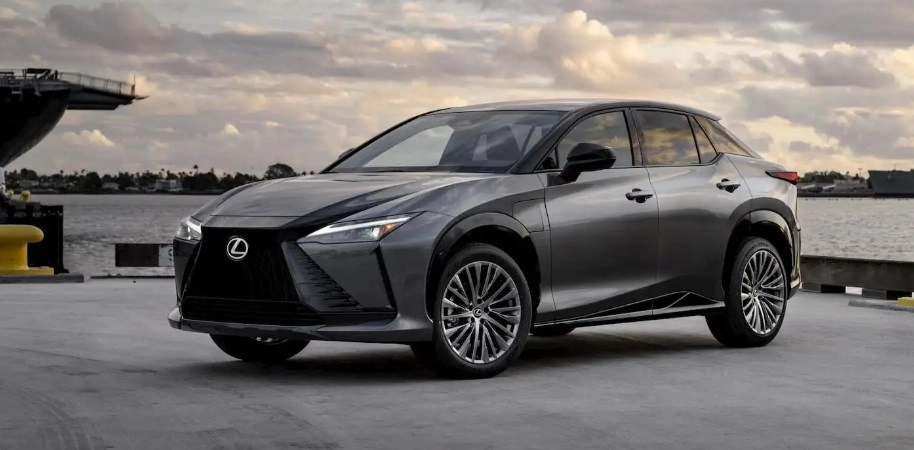 Toyota’nın 1000 kilometrelik batarya planı gecikmeye takıldı