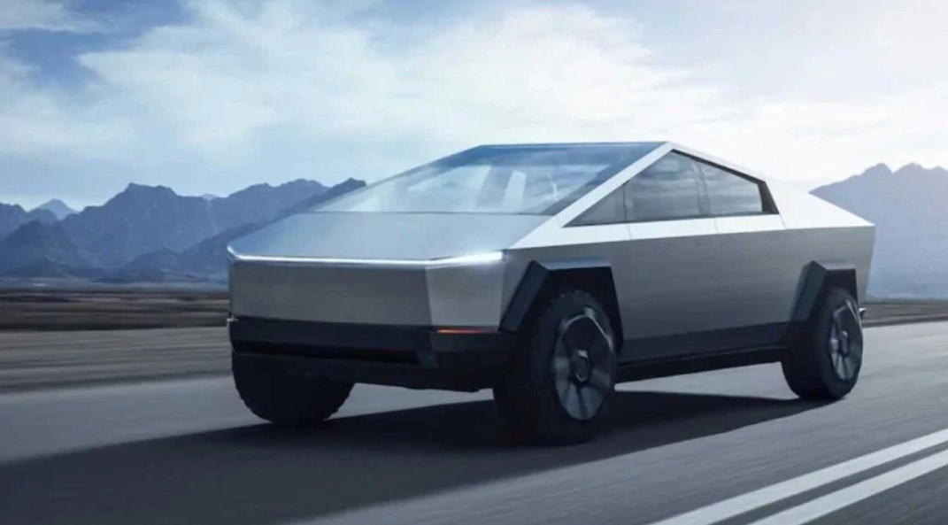 Tesla, binlerce Cybertruck aracı geri çağırıyor